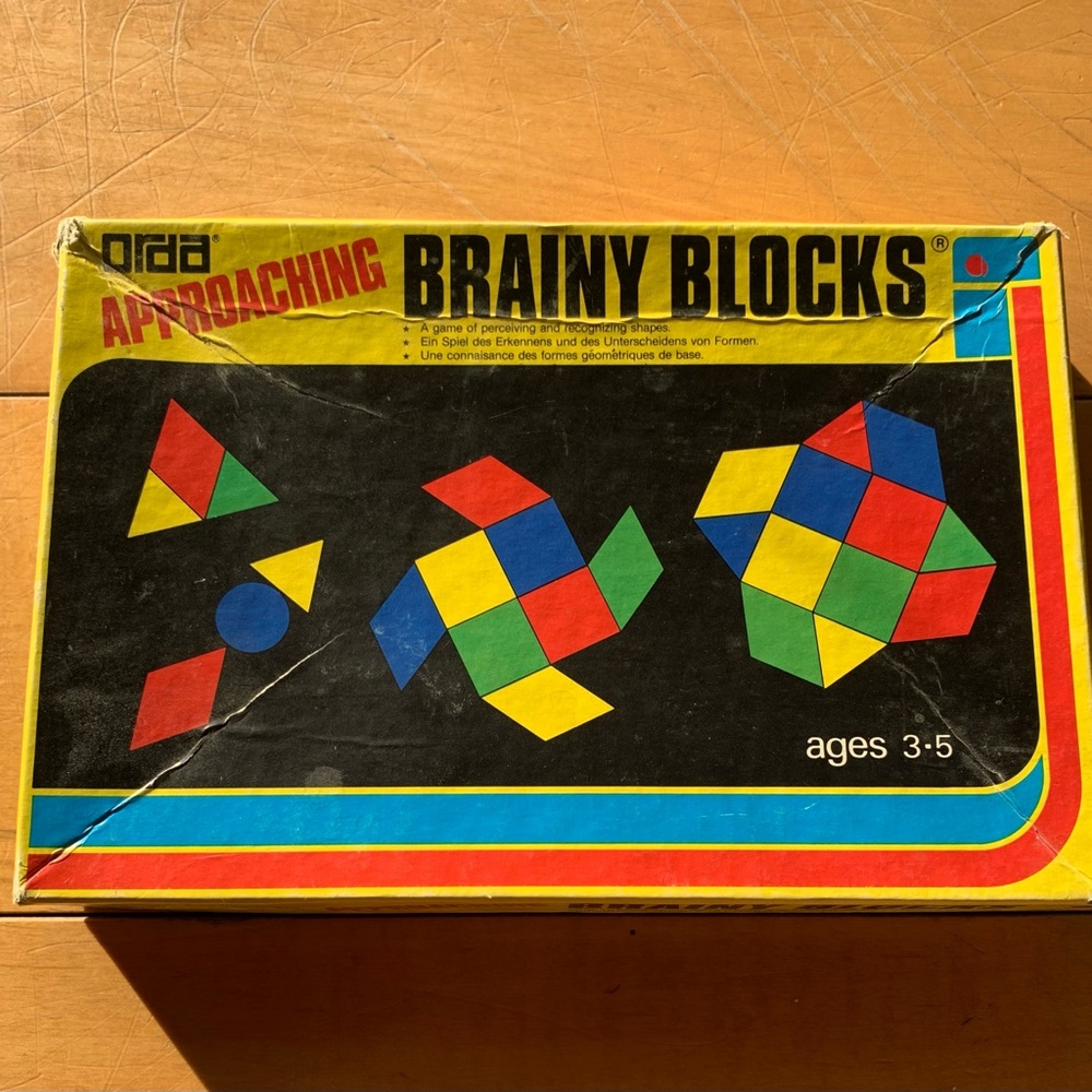 ORDA | Vintage Approaching Brainy Blocks Game